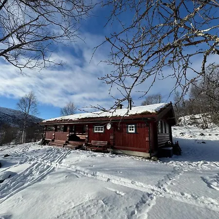 New! Cozy Mountain Near Hardangervidda شاليه